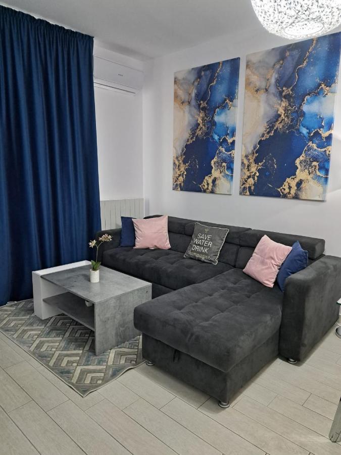 M&A Apartament Mamaianord Exterior photo
